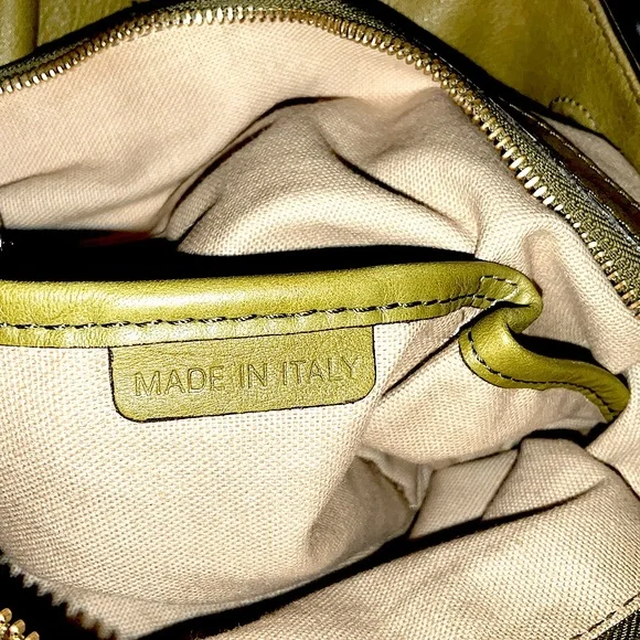 Authentic Burberry  House Check Canvas & Leather Details - Picture 10 of 15